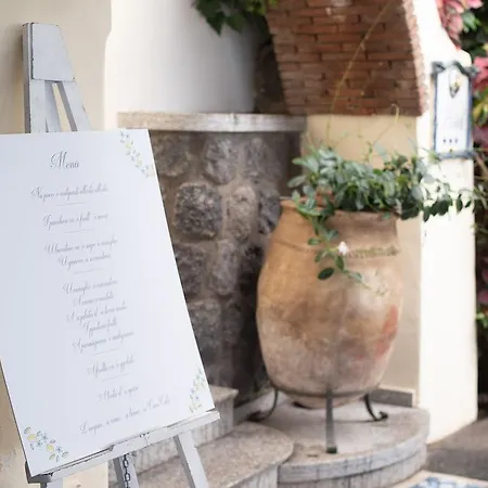 Hotel La Capannina - &