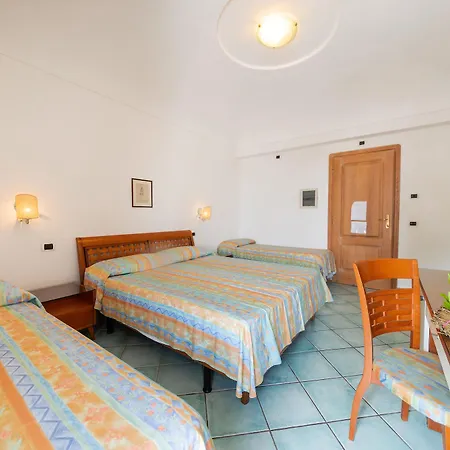 Hotel La Capannina - & 3*