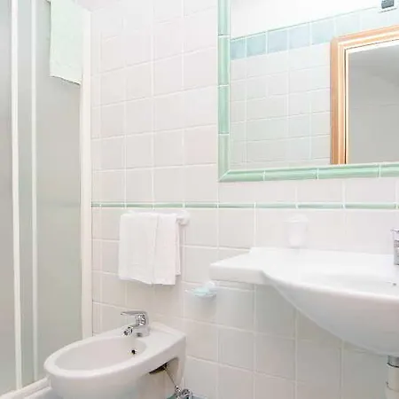 Hotel La Capannina - & 3*