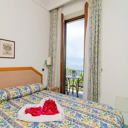 Hotel La Capannina - &
