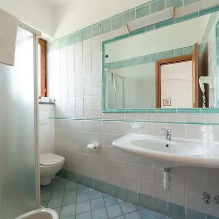 Hotel La Capannina - &