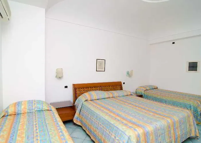 Hotel La Capannina - & 3*