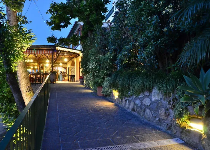 Hotel La Capannina - & 3*