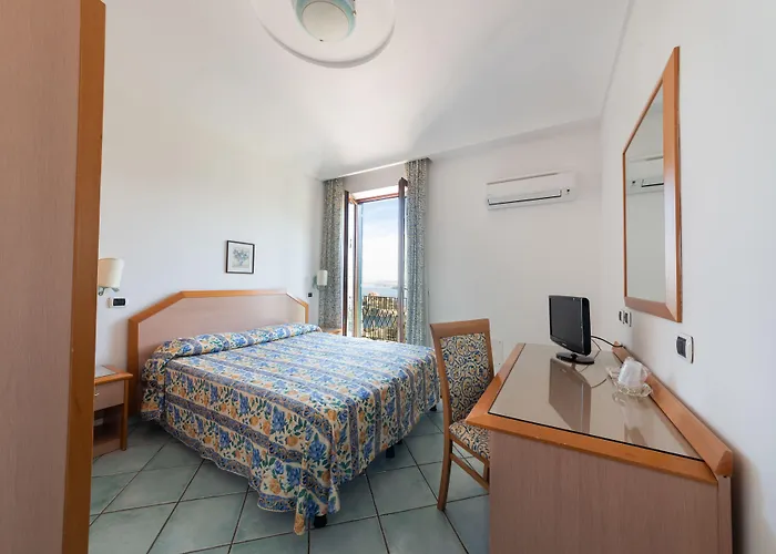 La Capannina - & 3* Ischia