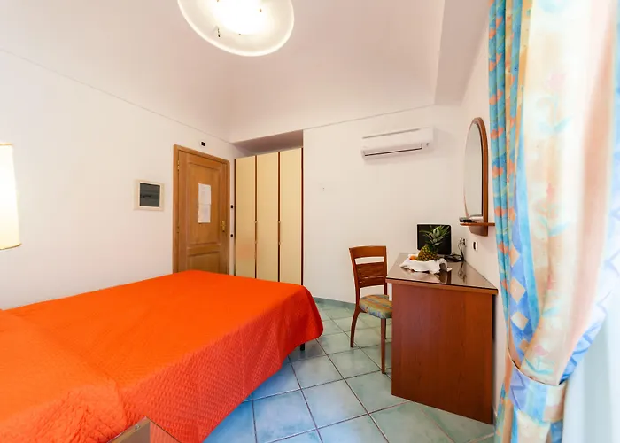 La Capannina - & 3* Ischia