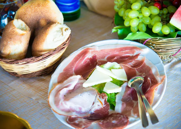 La Capannina - & Ischia